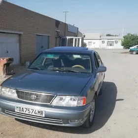 Toyota Avalon 1999