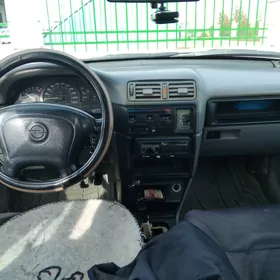 Opel Vectra 1993