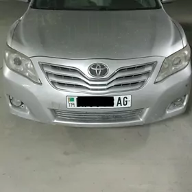 Toyota Camry 2010