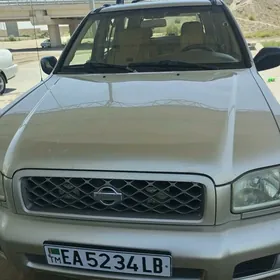 Nissan Pathfinder 2000