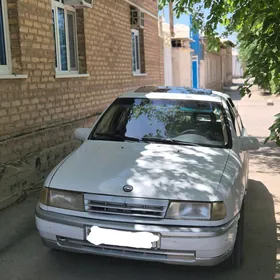 Opel Vectra 1990