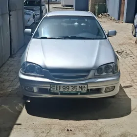 Toyota Avensis 2002