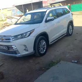 Toyota Highlander 2017