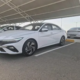 Hyundai Elantra 2025