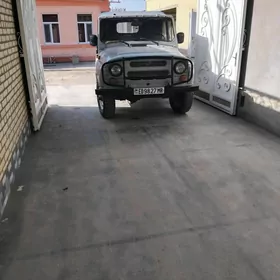 UAZ 469 1998