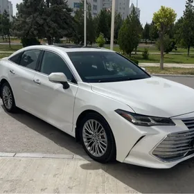 Toyota Avalon 2022