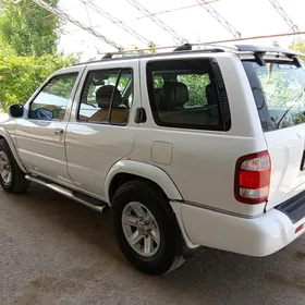 Nissan Pathfinder 1999