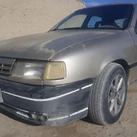 Opel Vectra 1988