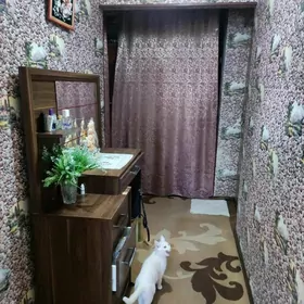 Atabaeva köçe 4 etaj 1 kom 