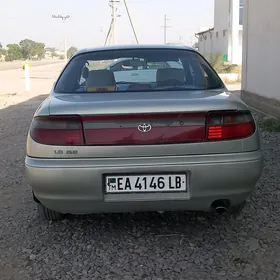 Toyota Carina 1995