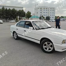 BMW 525 1990