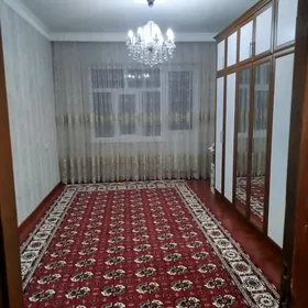 Satlyk 30mkr sirk yanynda 4kom