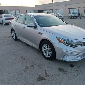 Kia Optima 2020