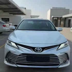 Toyota Camry 2023