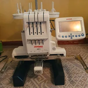 4 inne Janome MB4
