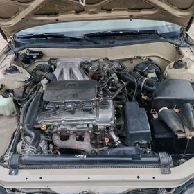 Toyota Camry 1996