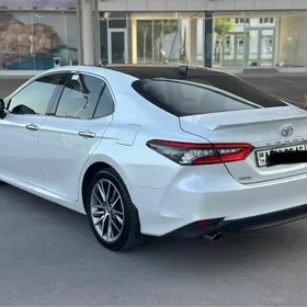 Toyota Camry 2022