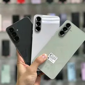 Samsung A56 8/128gb