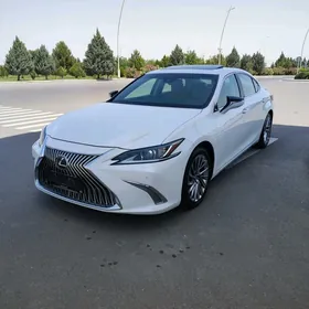 Lexus ES 350 2020
