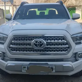 Toyota Tacoma 2016