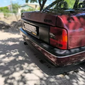 Opel Vectra 1990