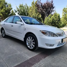 Toyota Camry 2004