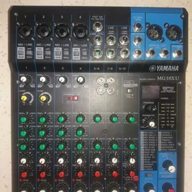 микшер Yamaha MG10XU