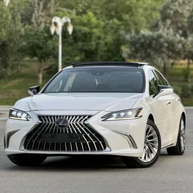 Lexus ES 350 2019