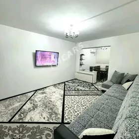 Šapak 1 etaj 4 kom