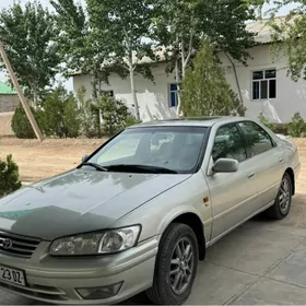 Toyota Camry 2001