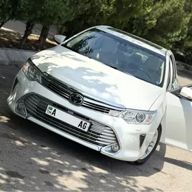 Toyota Camry 2014