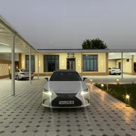 Lexus ES 350 2020