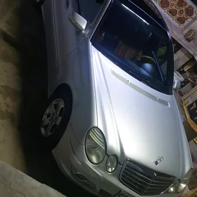 Mercedes-Benz E350 2007