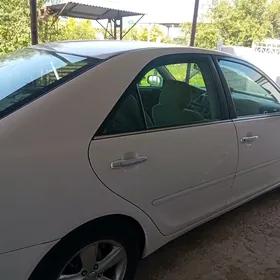 Toyota Camry 2003