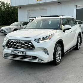 Toyota Highlander 2020