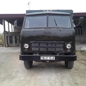 Maz Samosval 1982