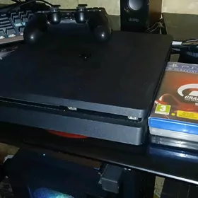 PS4 // Хорошее состояние!