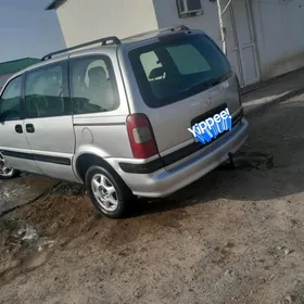 Opel Zafira 2000