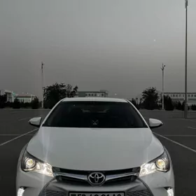 Toyota Camry 2016