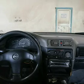 Opel Vectra 1992