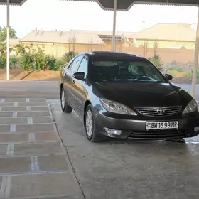 Toyota Camry 2005