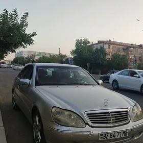 Mercedes-Benz S-Class 2002