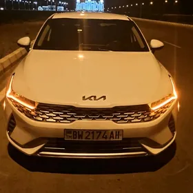 Kia K5 2021
