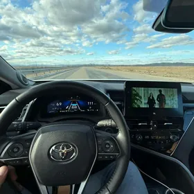 Toyota Camry 2023