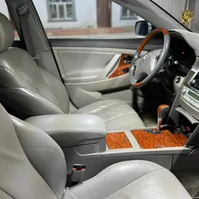 Toyota Camry 2008