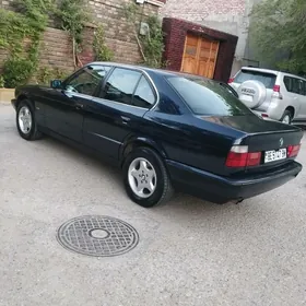 BMW 525 1989