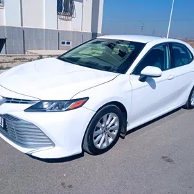 Toyota Camry 2020