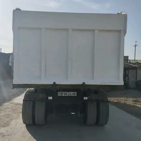 Kamaz 6520 2015