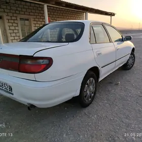Toyota Carina 1995