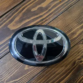 Emblema znacok Corolla Origina